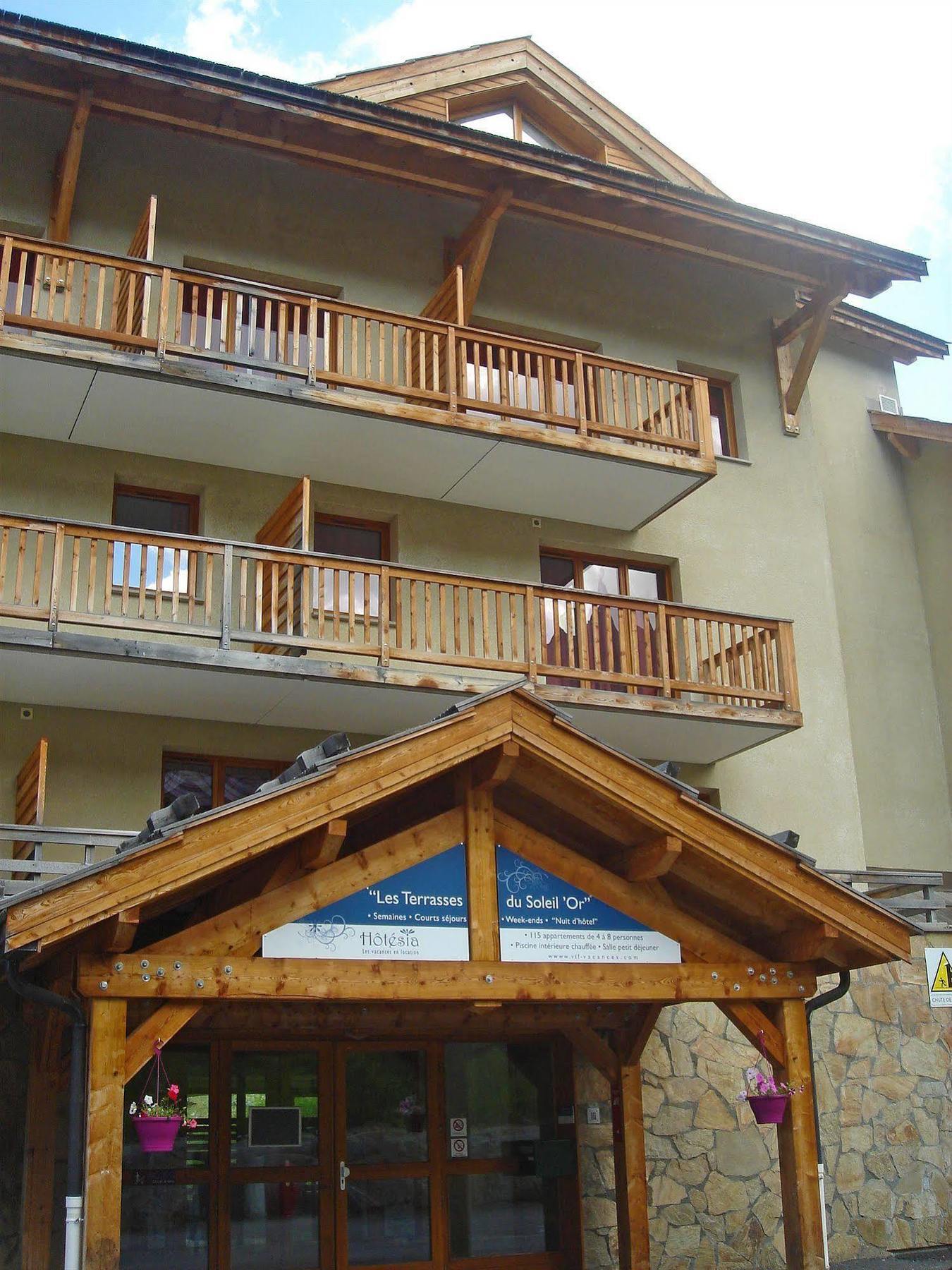 Aparthotel Les Terrasses Du Soleil D'Or By Infini Mountain Les Orres Exteriér fotografie